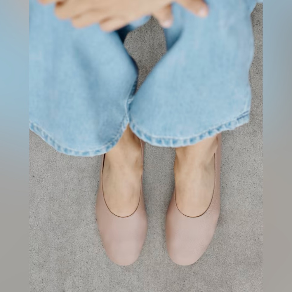 Everlane Day Glove Flat Tan